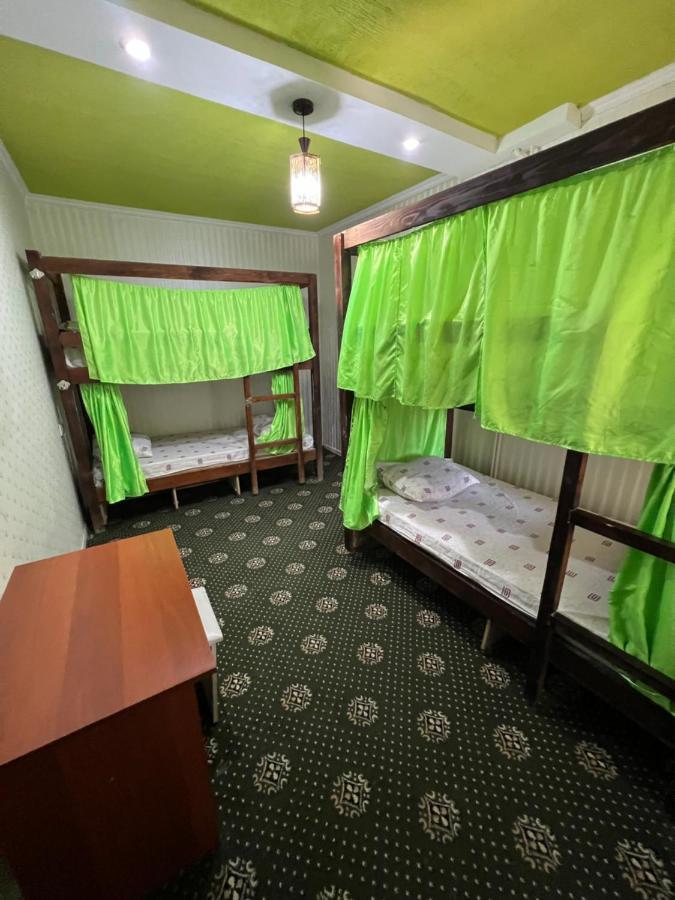 Anisa- Hostel Душанбе Екстер'єр фото