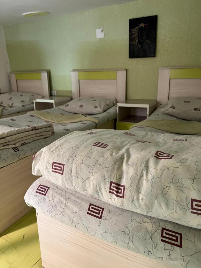 Anisa- Hostel Душанбе Екстер'єр фото