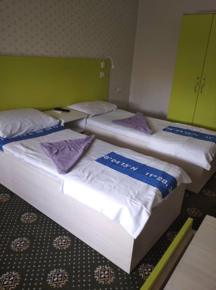 Anisa- Hostel Душанбе Екстер'єр фото